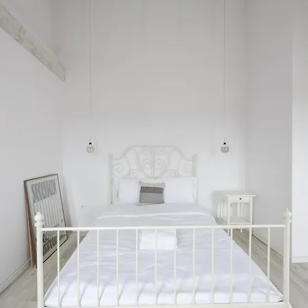 דירה Scandinavian Loft By Bookinghost