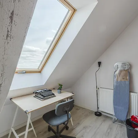 Scandinavian Loft By Bookinghost פוזנן